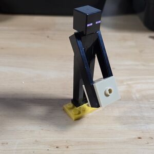 Lego Minecraft Enderman with Box Black Minifigure w/ Stand Tan Box